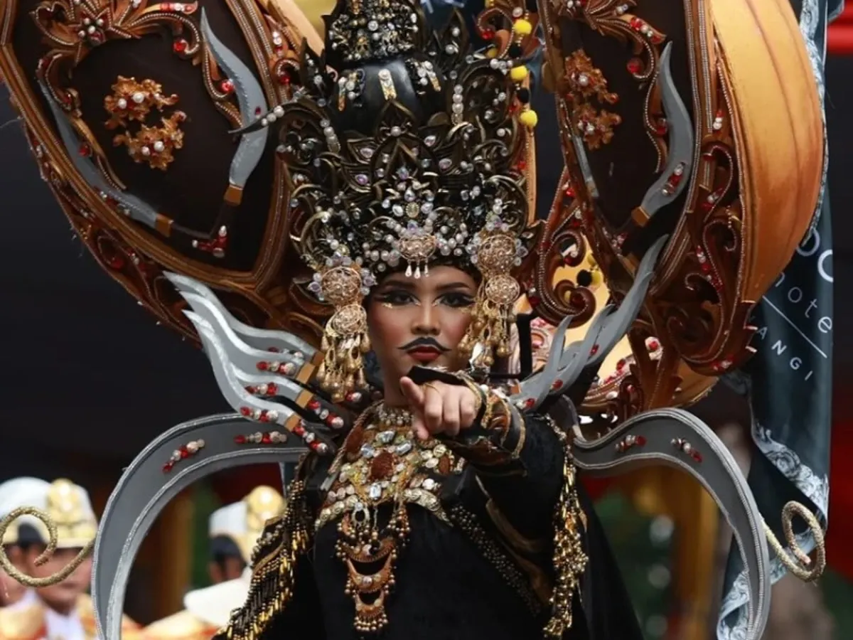 Banyuwangi Ethno Carnival 2026 Angkat Perang Bayu, Untungnya Mengalir ke Kaki Lima