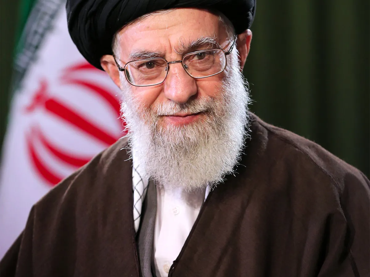 Iran Makamkan Khamenei 131 Hari Setelah Tewas, 35 Juta Pelayat