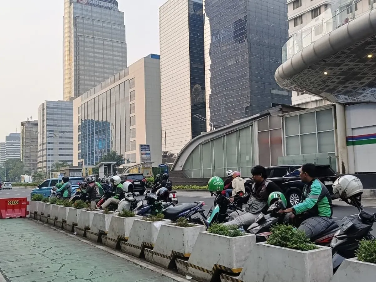 Komisi ojol turun ke 8 persen, pendapatan driver tak bergerak