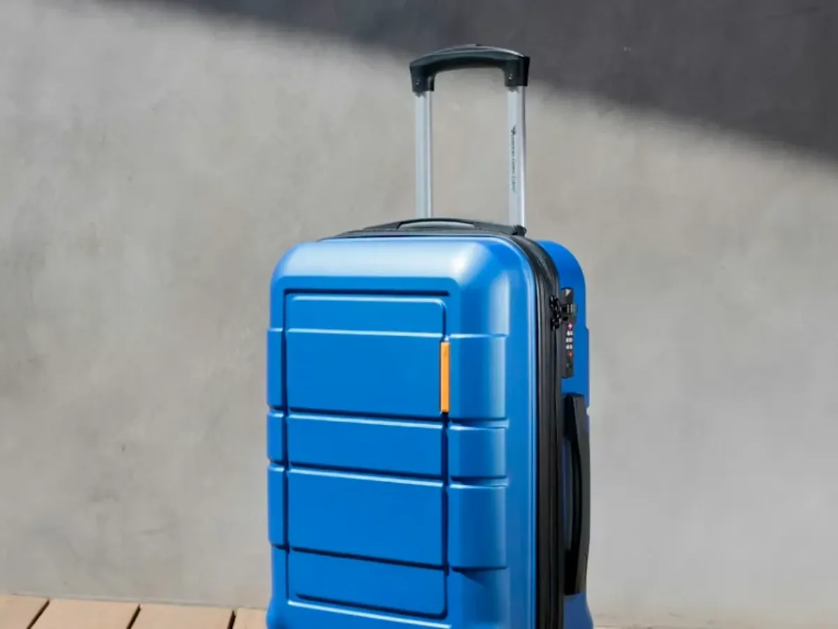 Hajj Pilgrims Arrive Without Luggage Despite New Baggage Service