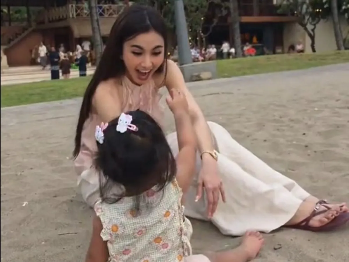 Mahalini's Rp20 million Hermès sandals spotted in beach video
