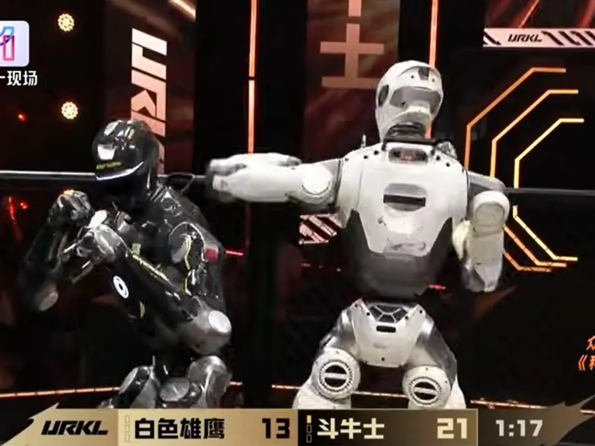 Liga Tarung Robot Humanoid Pertama di Shenzhen